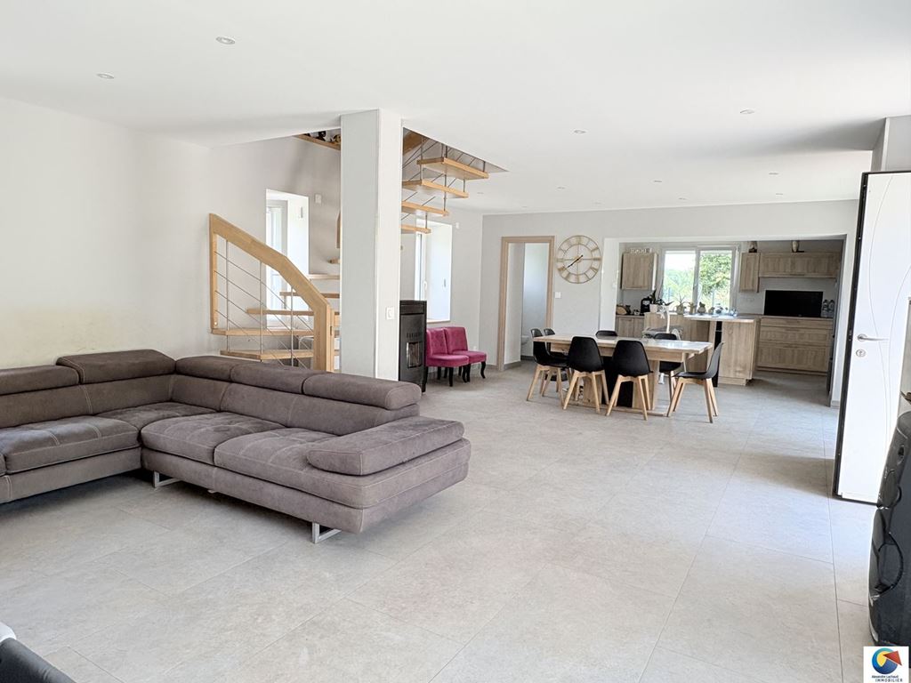 Propriété MEYSSIES (38440) Alexandre Lachaud IMMOBILIER Propriété MEYSSIES (38440) Alexandre Lachaud IMMOBILIER