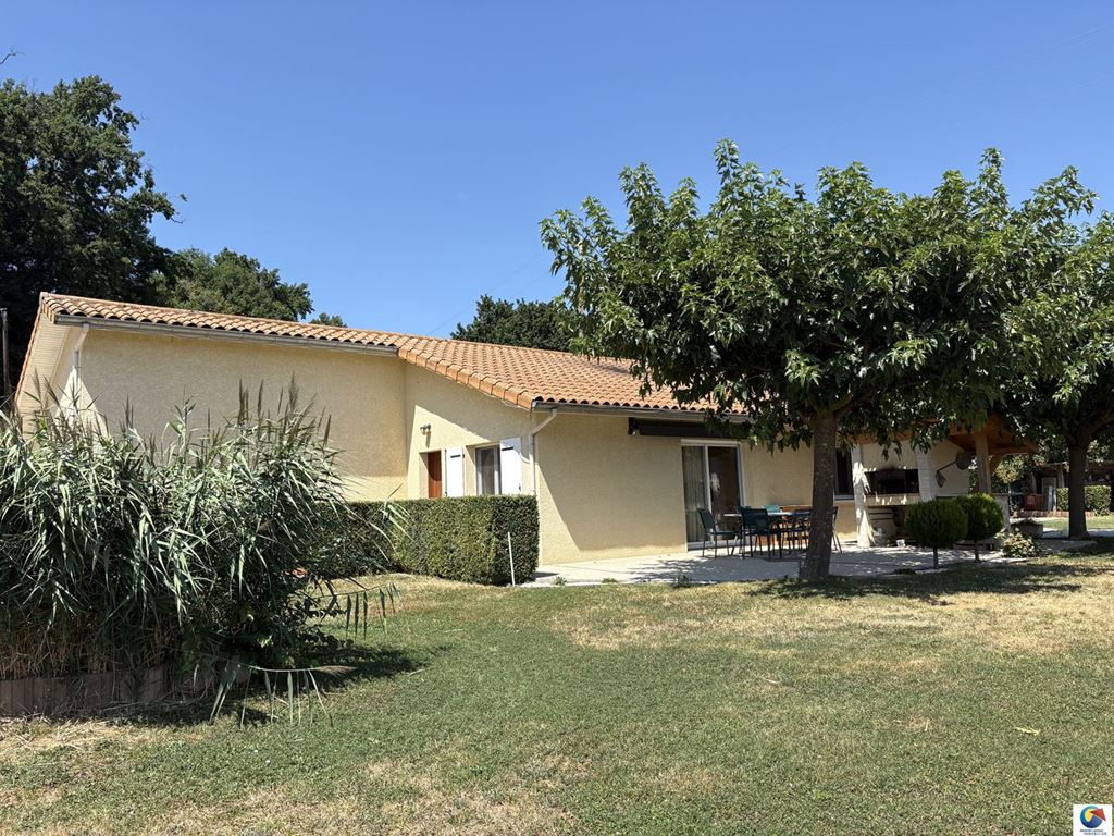 Villa LA COTE ST ANDRE 262500€ Alexandre Lachaud IMMOBILIER Villa LA COTE ST ANDRE 262500€ Alexandre Lachaud IMMOBILIER