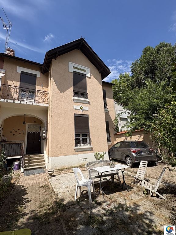 Maison VILLEURBANNE 399000€ Alexandre Lachaud IMMOBILIER Maison VILLEURBANNE 399000€ Alexandre Lachaud IMMOBILIER