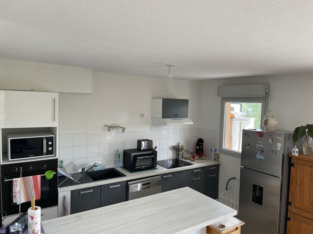 Appartement T2 LA VERPILLIERE (38290) Alexandre Lachaud IMMOBILIER Appartement T2 LA VERPILLIERE (38290) Alexandre Lachaud IMMOBILIER