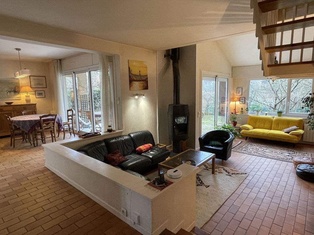 Villa LA VERPILLIERE 280000€ Alexandre Lachaud IMMOBILIER Villa LA VERPILLIERE 280000€ Alexandre Lachaud IMMOBILIER